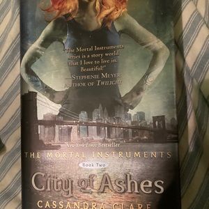 City of Ashes Book Two - Cassandra Clare
